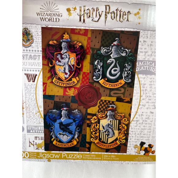 Harry Potter Hogwarts House Crests 1000 Piece Jigsaw Puzzle Game New Aquarius - Picture 1 of 8